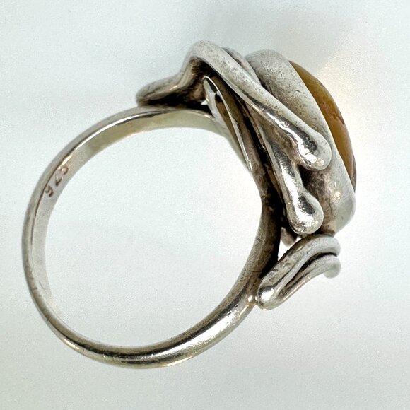 925 Sterling Silver Butterscotch Amber Ring size 6.5- Great Condition - Picture 8 of 9